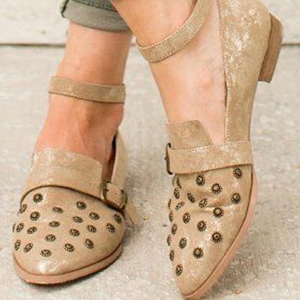 Joyfolie Harlow Flat. Size 9